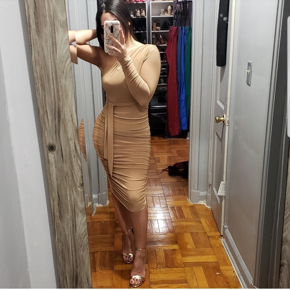 "Date Night" Nude One Shoulder Dress NWOT - Picture 2 of 5